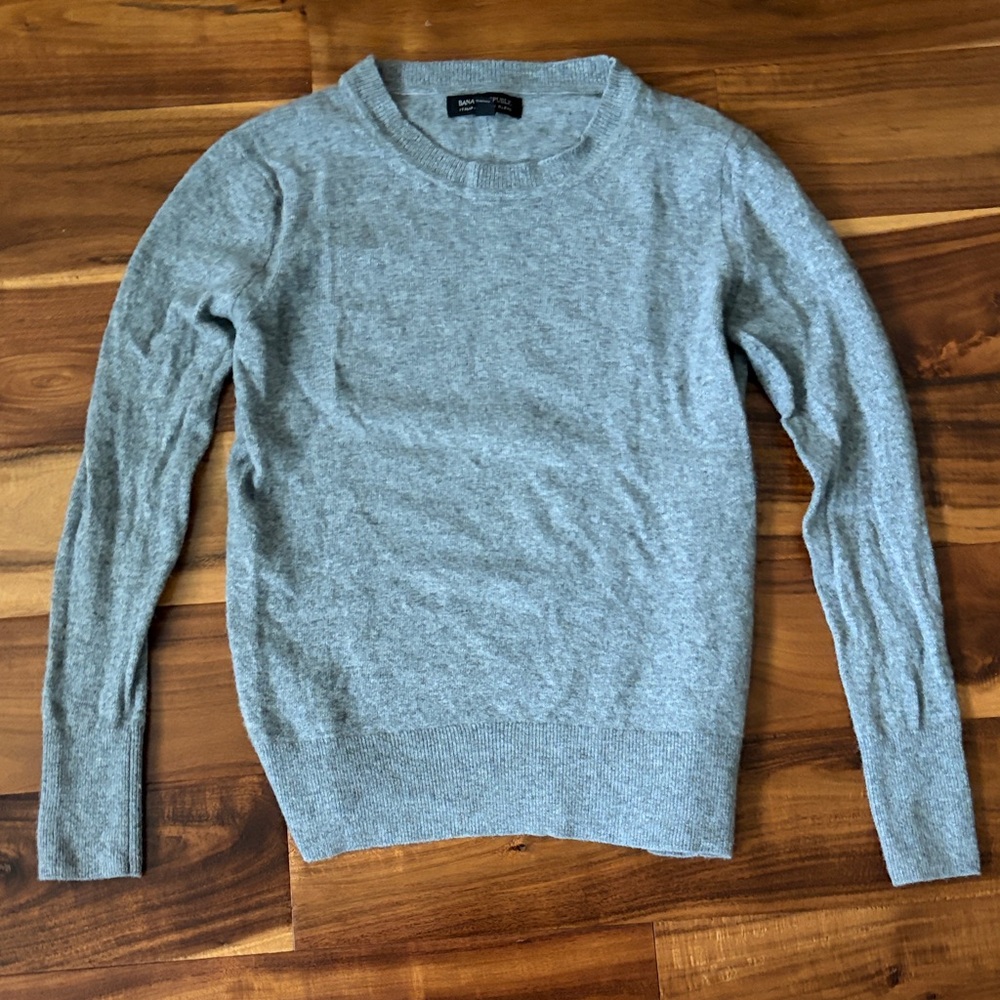 Banana Republic Gray Women's Merino wool blend Sweater Petite XS